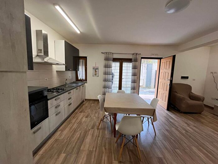 Appartamento trilocale in affitto in Via Nino Gemelli, Catanzaro Lido, Catanzaro
