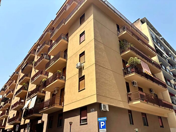 Appartamento quadrilocale in vendita in Palermo