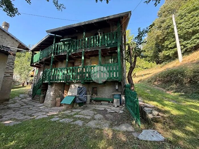 Casa quadrilocale in vendita in Borgata Carello Inferiore, Rubiana