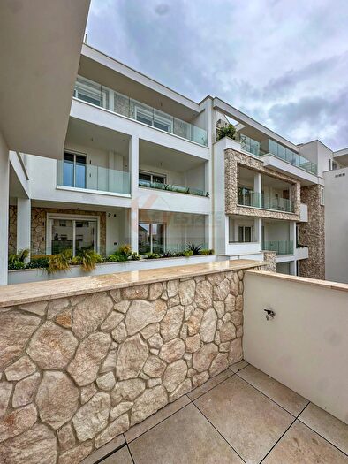 Appartamento trilocale in vendita in Via Carbia, Alghero