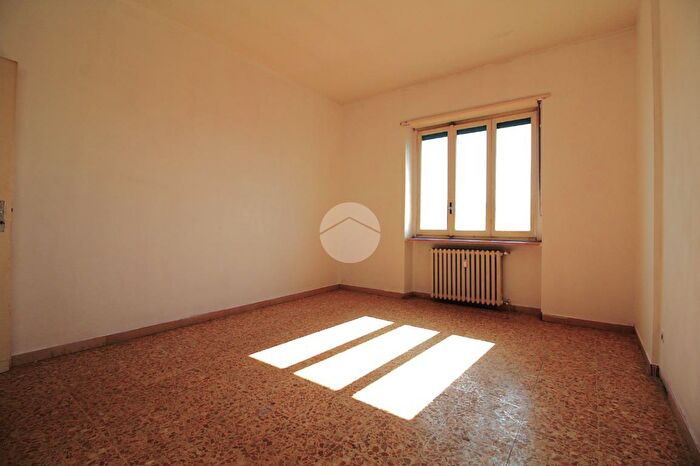 Appartamento trilocale in vendita in Via IV Novembre, Brandizzo