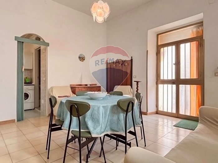 Appartamento trilocale in vendita in Piazza Plebiscito, Sapri