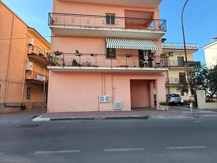 Appartamento con 5 locali in vendita in Rosmarino, Torrenova