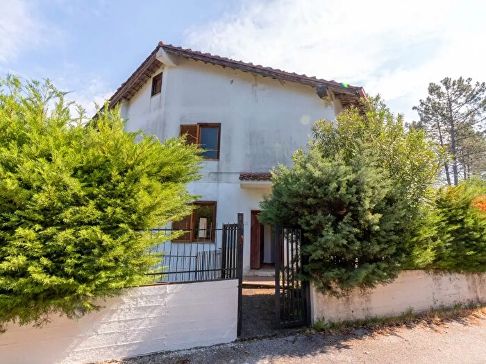 Casa quadrilocale in vendita in Località Impiso Snc, Torchiara