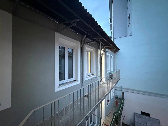 Appartamento trilocale in affitto in Via Palestro, Borgo Rovereto Piscina, Alessandria