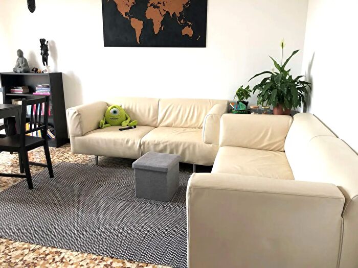 Appartamento bilocale in vendita in Viale Marche, Milano