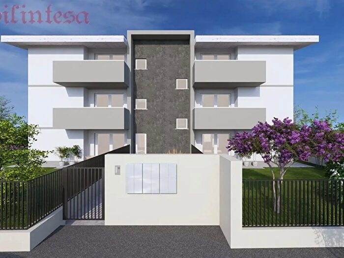 Appartamento quadrilocale in vendita in Via Alessandro Pertini, Martinengo