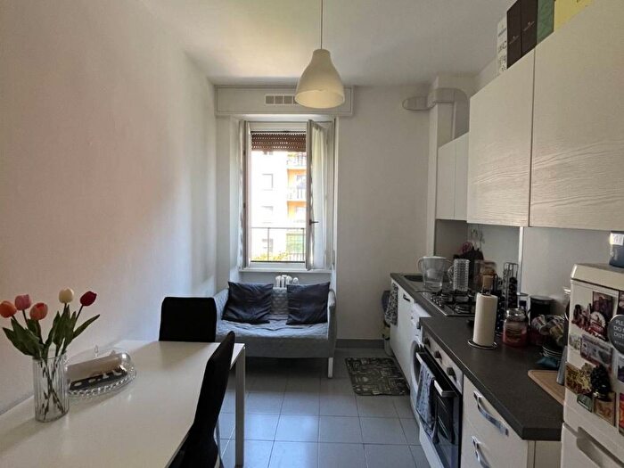 Appartamento bilocale in affitto in Via Lorenteggio, Tripoli Soderini, Milano