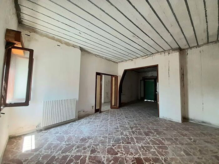 Appartamento con 8 locali in vendita in San Pietro In Lama