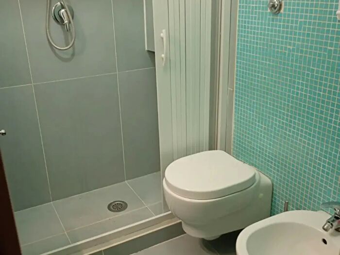 Appartamento bilocale in affitto in Via Toledo, Napoli