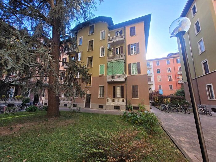 Appartamento trilocale in affitto in Viale Tibaldi, Pezzotti Meda, Milano