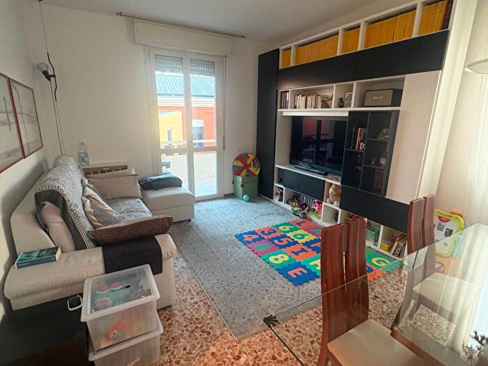 Appartamento quadrilocale in affitto in Buon Pastore Parco Amendola, Modena