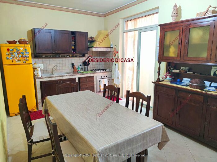 Appartamento con 5 locali in vendita in Viale Regione Siciliana Sud Est Palermo Pa Italia, Palermo