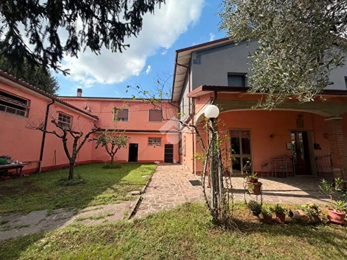 Casa con 5 locali in vendita in Via Villanova, San Felice Sul Panaro