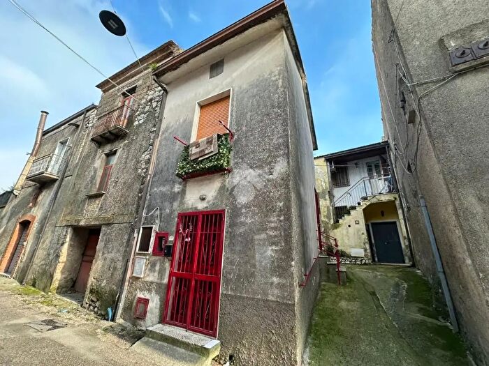 Casa bilocale in vendita in Via Carrara, Montesarchio