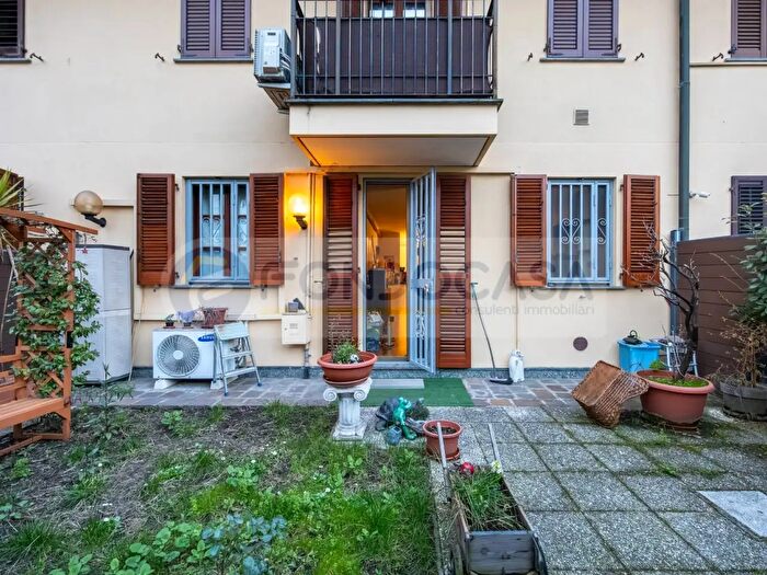 Appartamento bilocale in vendita in Via San Mamete, Milano