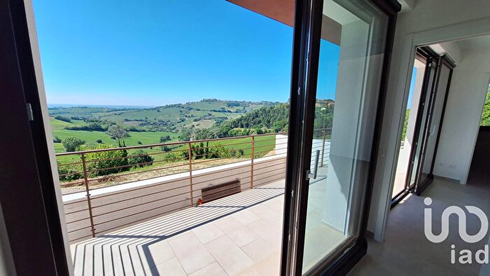 Appartamento trilocale in vendita in Frazione Gallignano, Ancona