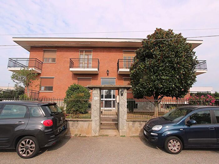 Appartamento con 5 locali in vendita in Via della Cava, Moncalieri