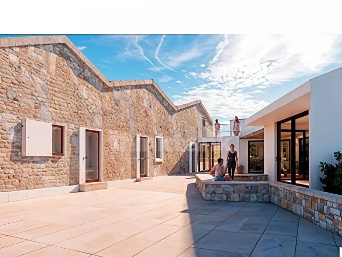Casa con 11 locali in vendita in Trebalate I, Modica