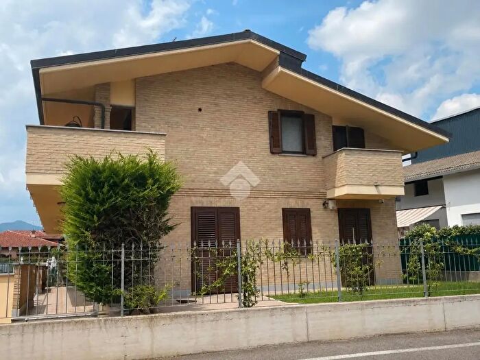 Appartamento trilocale in vendita in Via Rossini, Rivalta Di Torino