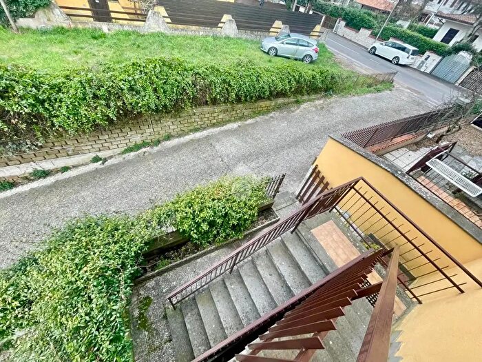 Casa bilocale in vendita in Via delle Felci, Valentano