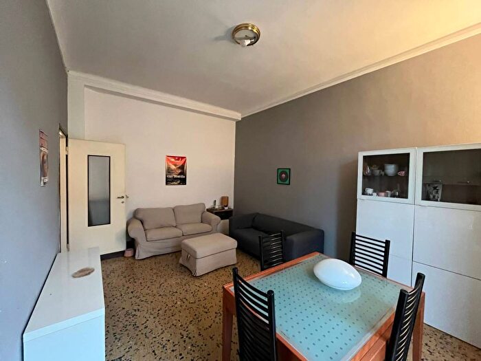 Appartamento trilocale in affitto in Via Antonio Tantardini, Corso San Gottardo, Milano