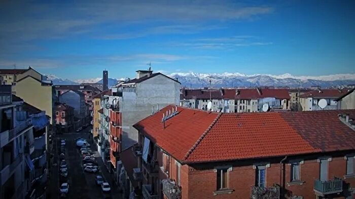 Appartamento trilocale in vendita in Via Renato Martorelli, Torino