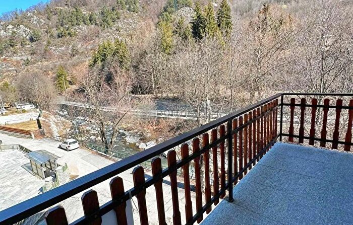 Appartamento con 5 locali in vendita in Corso Torino, Limone Piemonte