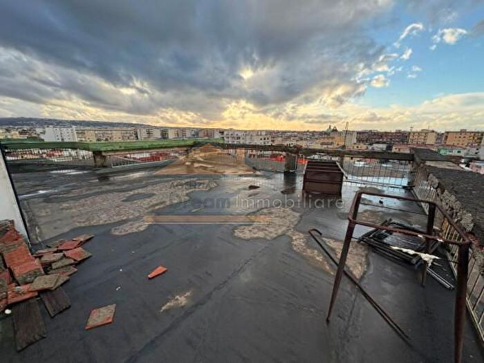 Appartamento trilocale in vendita in Via San Rocco, Giugliano In Campania