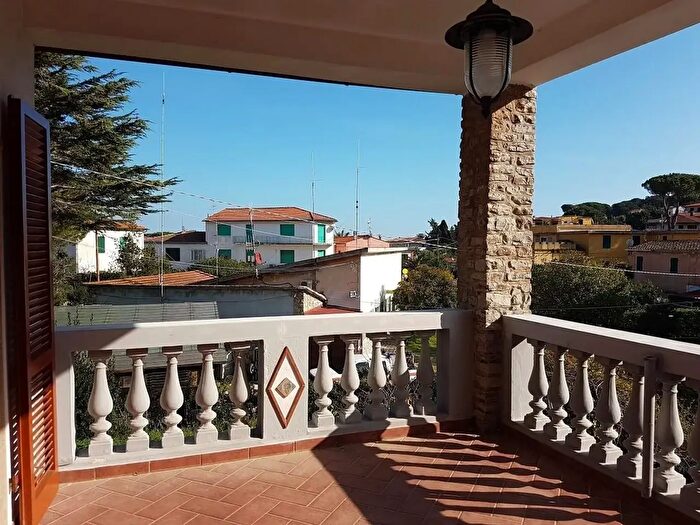 Appartamento con 5 locali in vendita in Rio