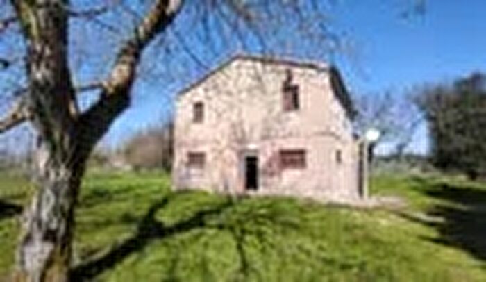 Casa con 7 locali in vendita in Via Lipparelli Cingoli MC Italia Cingoli Strada, Cingoli