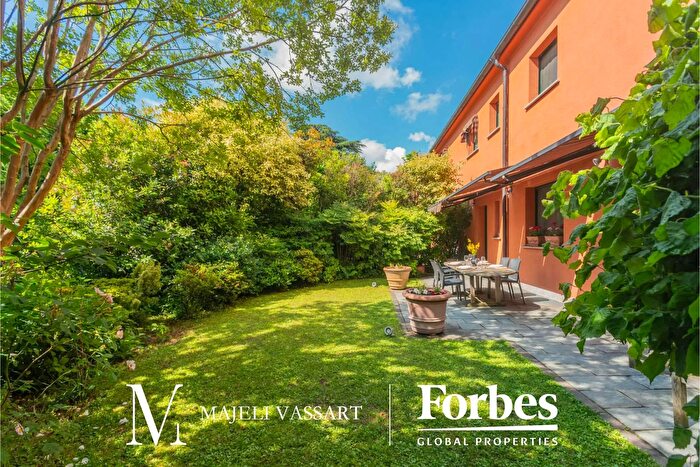 Appartamento con 11 locali in vendita in Via Alessandro Volta, Cassina Rizzardi