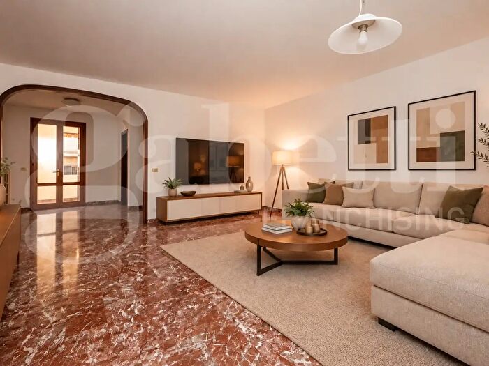 Appartamento con 5 locali in vendita in Via Roma, Monselice