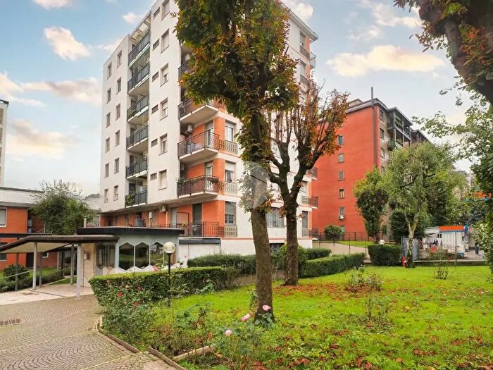 Appartamento bilocale in vendita in Viale Legioni Romane, Milano