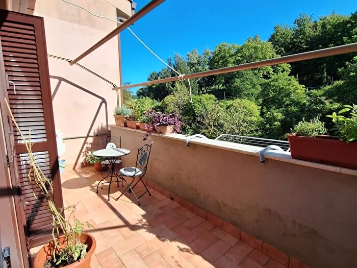 Appartamento con 5 locali in vendita in Via Umberto Boccioni, Morlupo