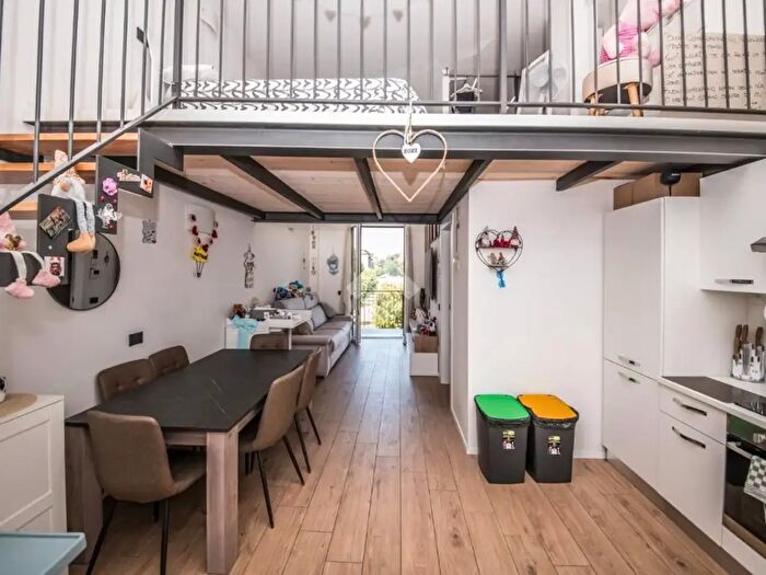 Appartamento bilocale in vendita in Via Francesco Rismondo, Milano