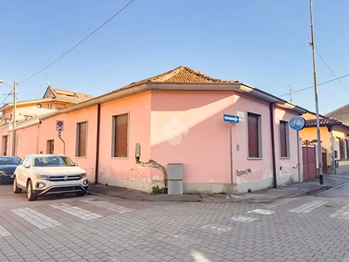Casa quadrilocale in vendita in Via N Copernico, Lissone