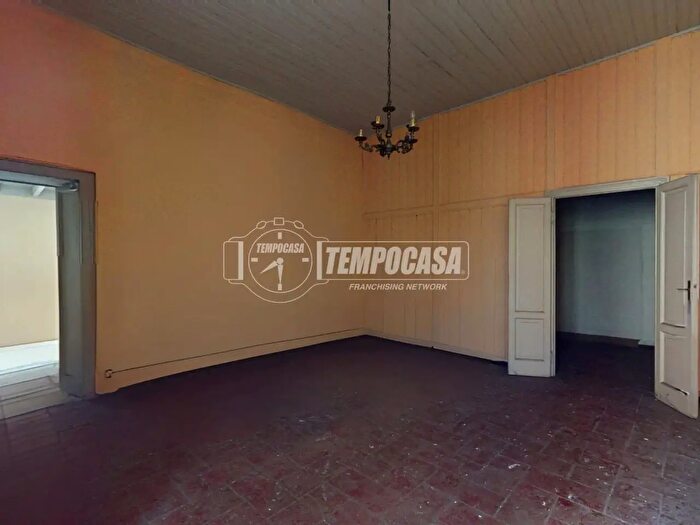 Appartamento trilocale in vendita in Via Santi Vitale E Agricola, Besana In Brianza