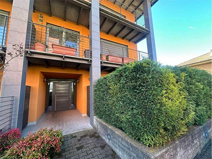 Appartamento monolocale in affitto in via locattellli, Centro, Sesto Calende