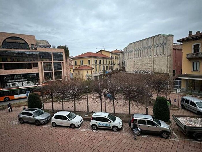 Appartamento bilocale in affitto in Centro, Varese