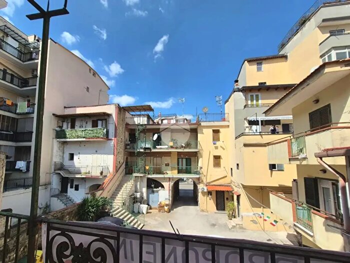 Appartamento trilocale in vendita in Corso Umberto I, Casalnuovo Di Napoli