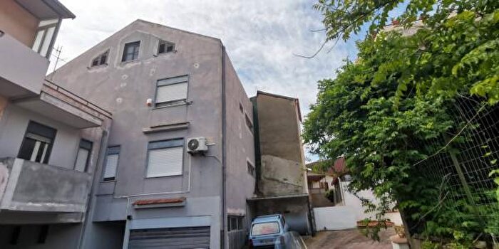 Appartamento trilocale in vendita in Via Fornace in San Filippo Inferiore, Messina