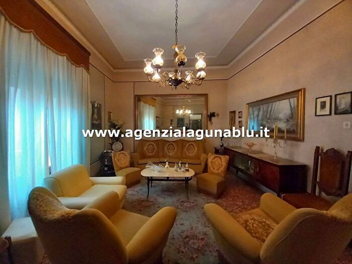 Appartamento con 5 locali in vendita in Via Arturo Toscanini, Mazara Del Vallo