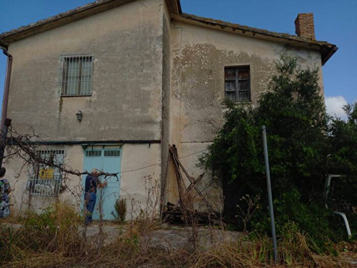 Casa con 6 locali in vendita in Strada Provinciale dei Cioffi, Eboli