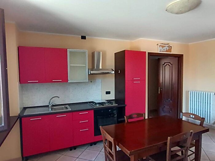 Appartamento trilocale in affitto in Via Guido Cane, Diano dAlba