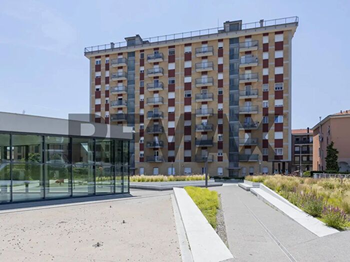 Appartamento trilocale in vendita in Piazza Sant'Eusebio, Agrate Brianza