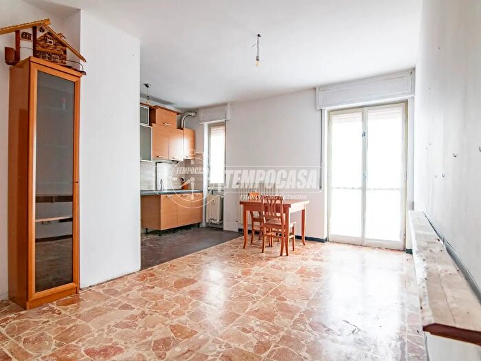 Appartamento bilocale in vendita in Via Marconi, Vaprio DAdda