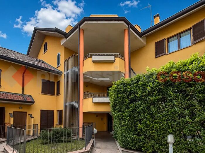 Appartamento bilocale in vendita in Via Matteotti, Masate