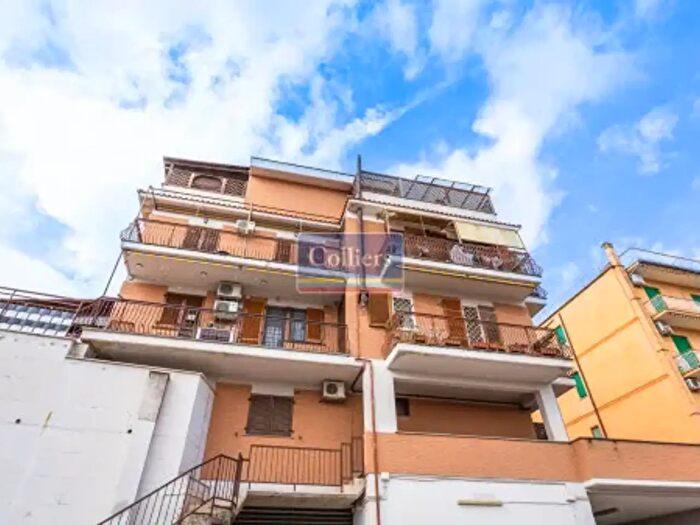 Appartamento bilocale in vendita in Via Villata, Roma