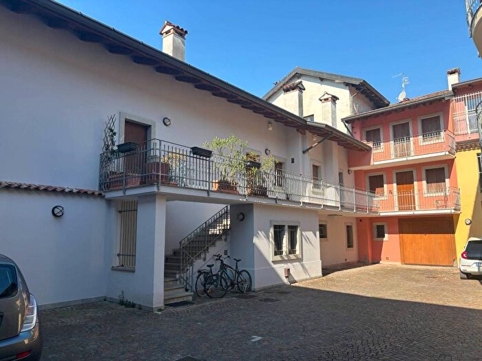 Appartamento trilocale in affitto in Stretta San Valentino, Centro, Cividale del Friuli